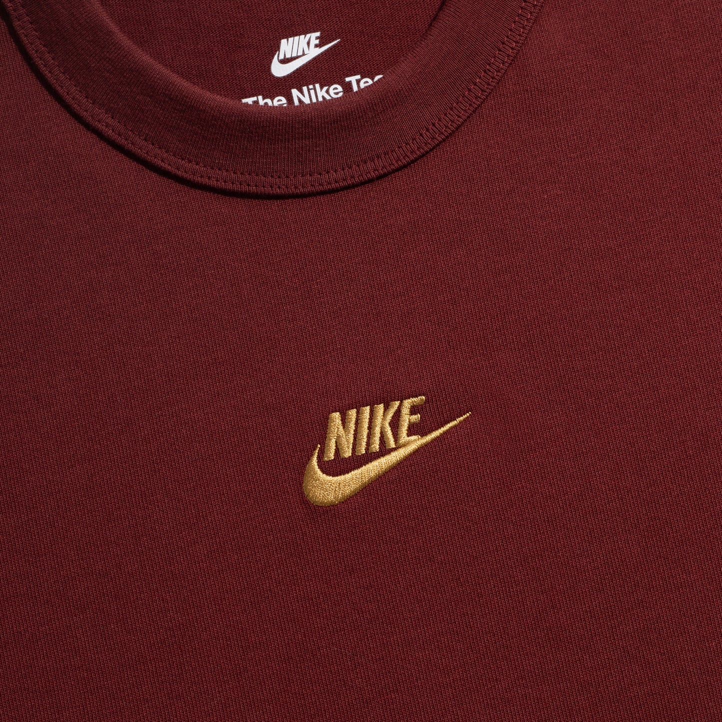 Dark Team Red / Gold