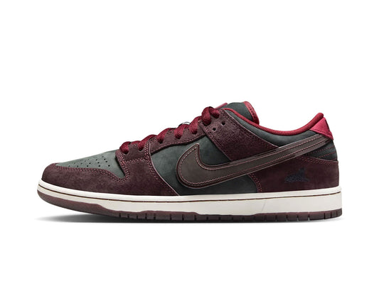 RELEASES: Nike SB Dunk Low Pro X Riot Skateshop