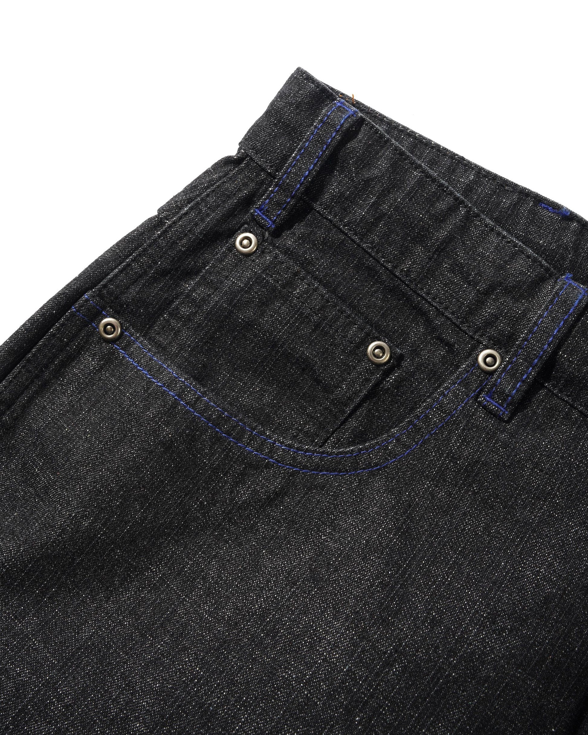 Streaky Black