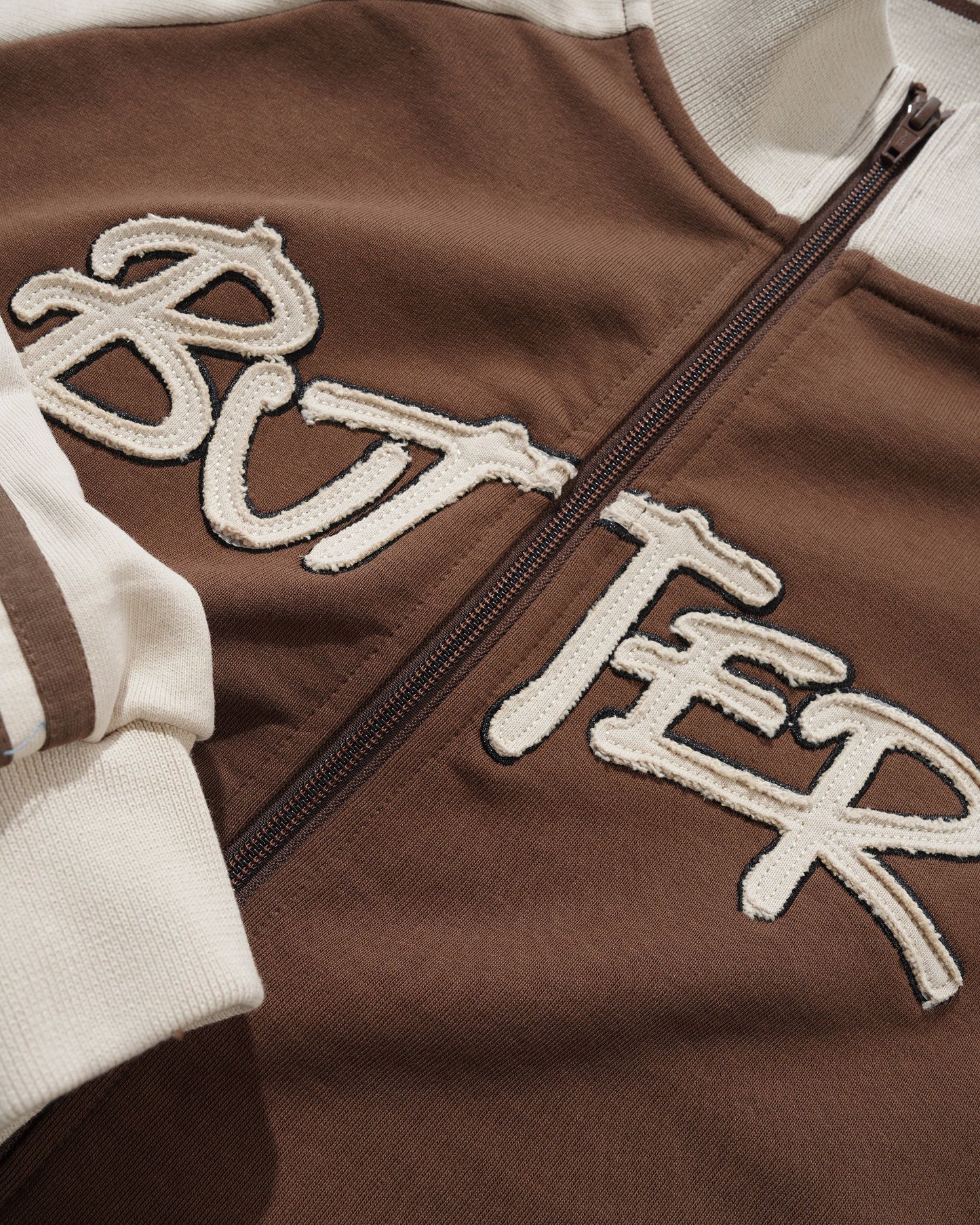 Chocolate / Beige