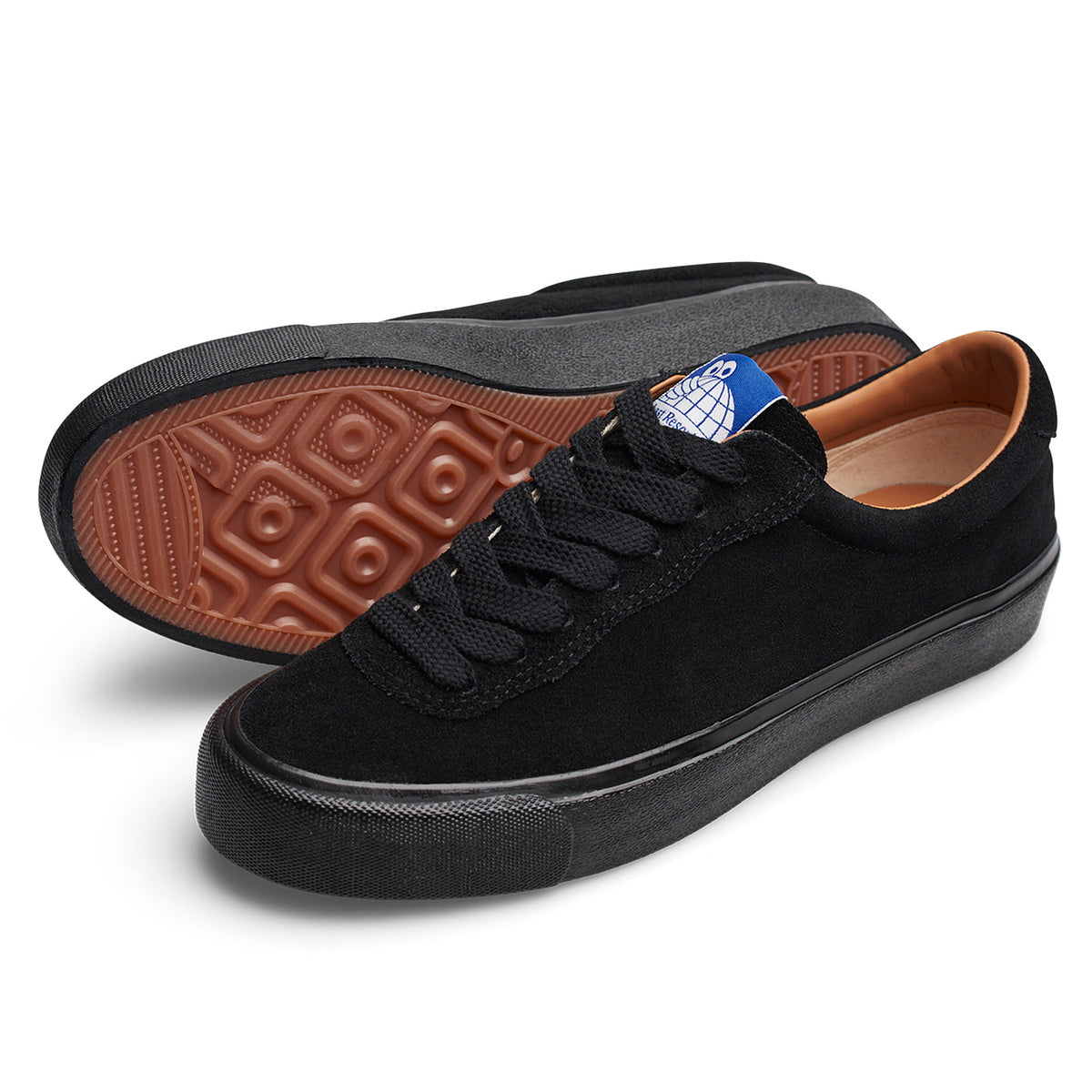 Last Resort AB VM001 Suede Lo Black / Black – angled view