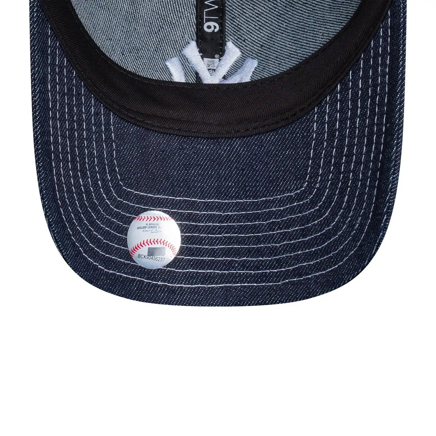 9TWENTY NY Yankees Denim Contrast Cap