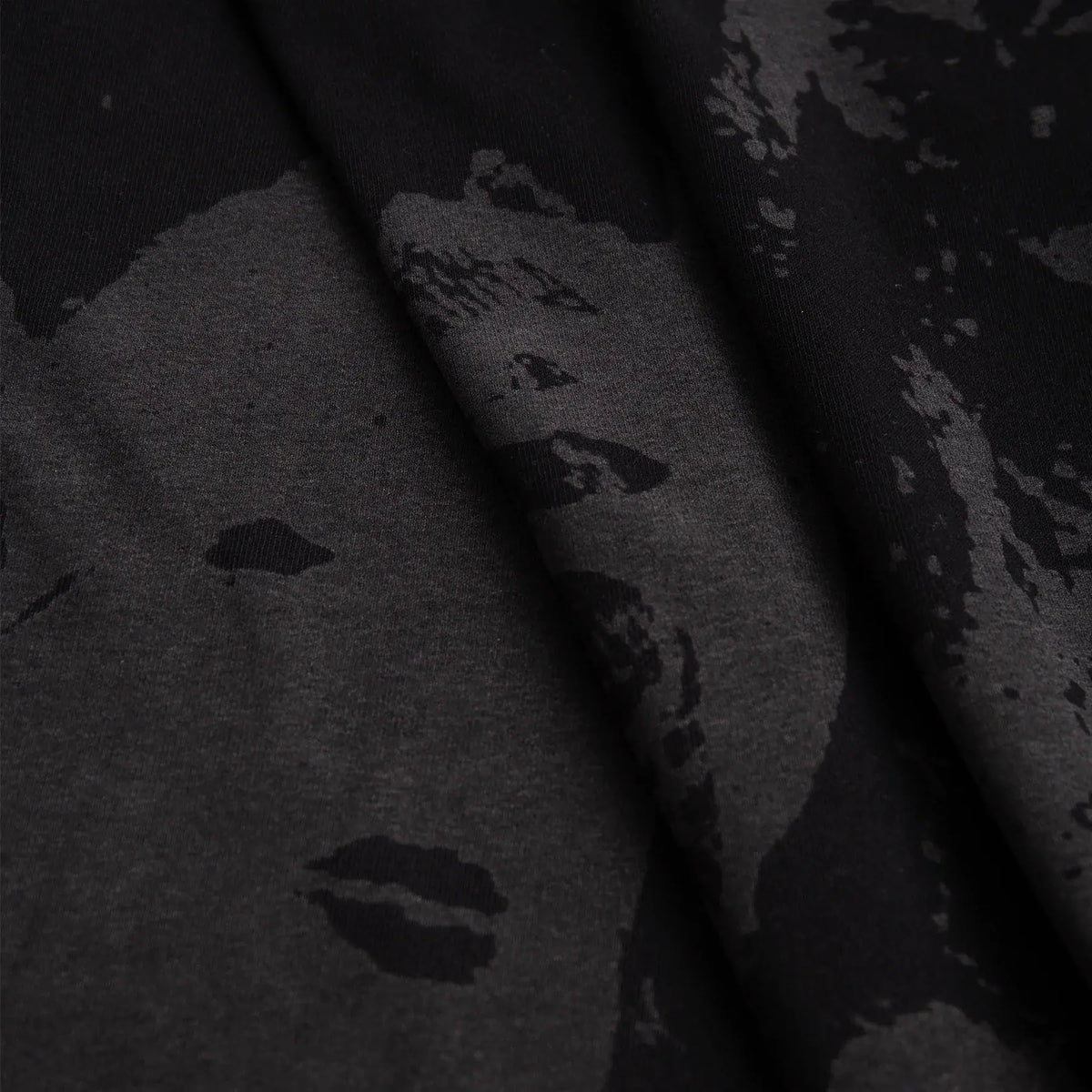 Cuddle Dari T-Shirt