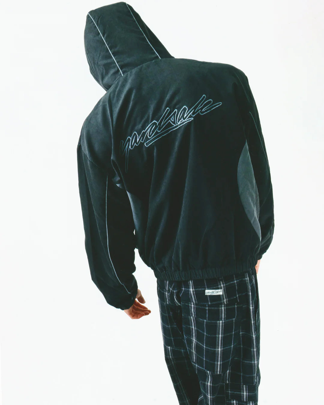 Black / Grey