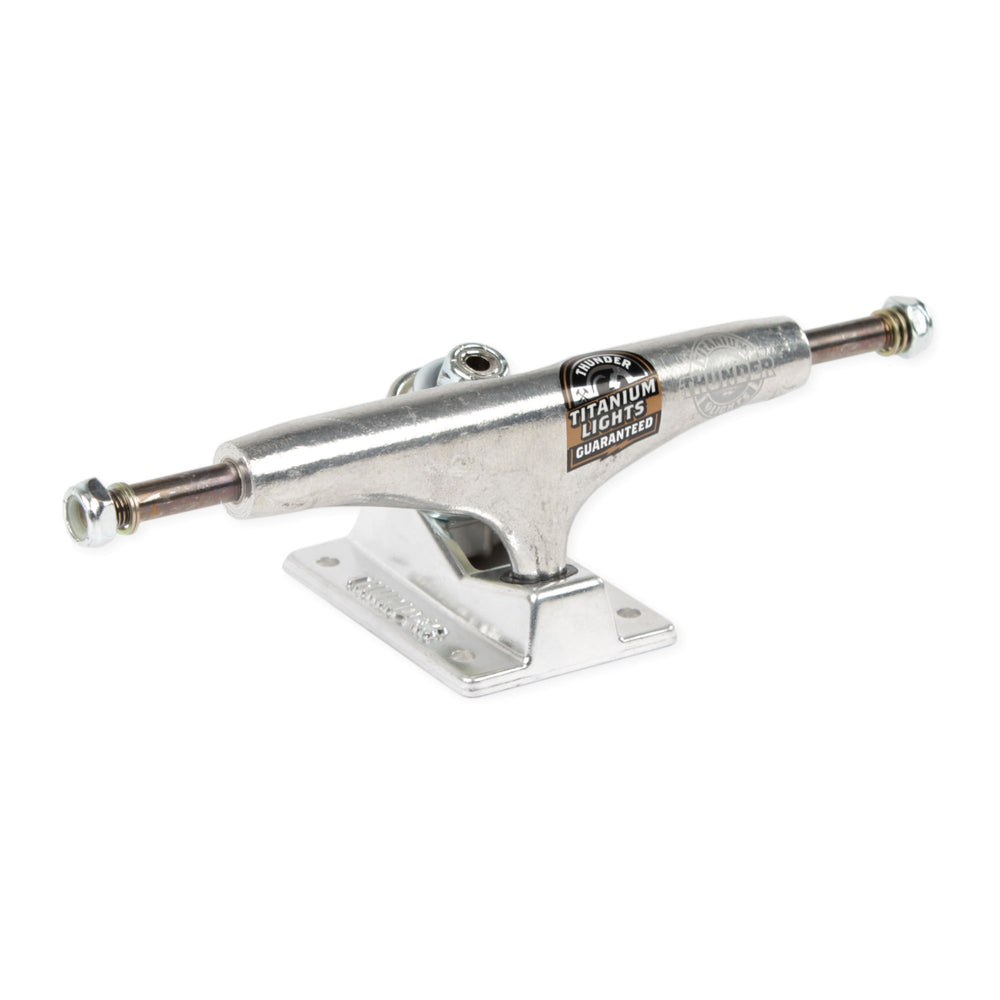 THUNDER / TRUCK / TITANIUM LIGHTS 中古 THUNDER サンダー スケボー